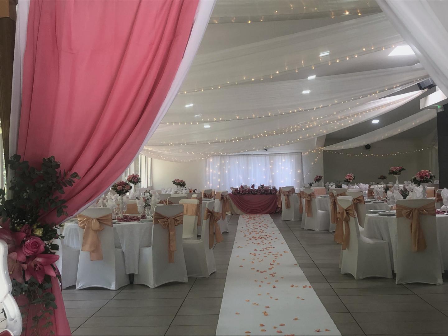 Décoration salle de mariage -Saint-Denis